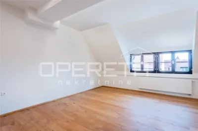 Apartamento de Lujo con Vistas al Casco Antiguo, Centro de Varazdin – 120.19 m² - foto 13