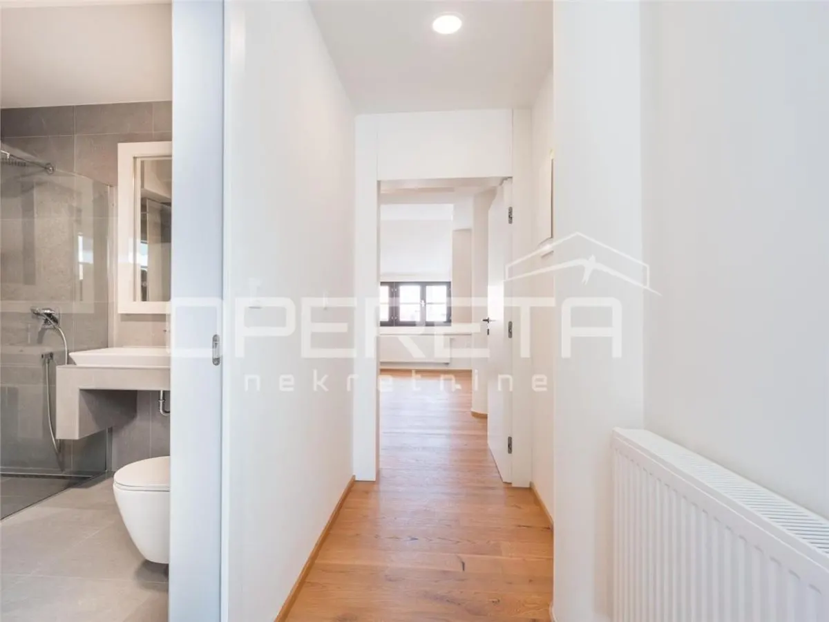 Apartamento de Lujo con Vistas al Casco Antiguo, Centro de Varazdin – 120.19 m² - foto 10