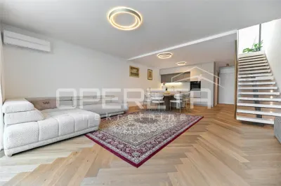 Apartamento de Lujo de Cuatro Plantas en Venta en Podstrana, Sv. Martin, Croatia - foto 3