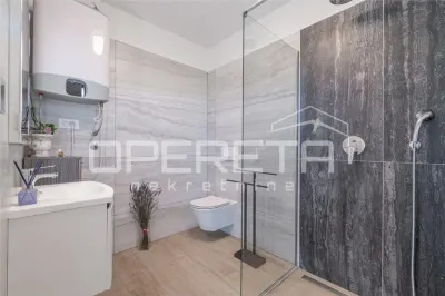 Apartamento en Venta en Porec, Croacia - foto 13