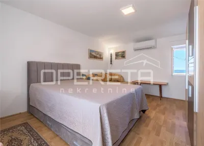 Apartamento de 1.5 Habitaciones en Venta en Rovinj, Croacia – Centro - foto 2