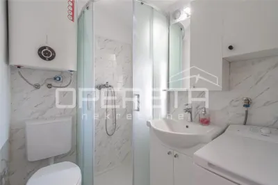 Apartamento de 1.5 Habitaciones en Venta en Rovinj, Croacia – Centro - foto 4