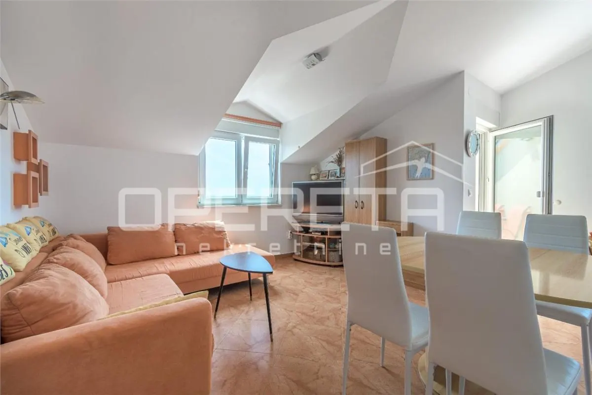 Apartamento de Un Dormitorio en Venta en Liznjan, Croacia - foto 16