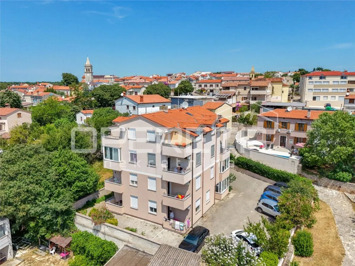 Apartamento de Un Dormitorio en Venta en Liznjan, Croacia - foto 23