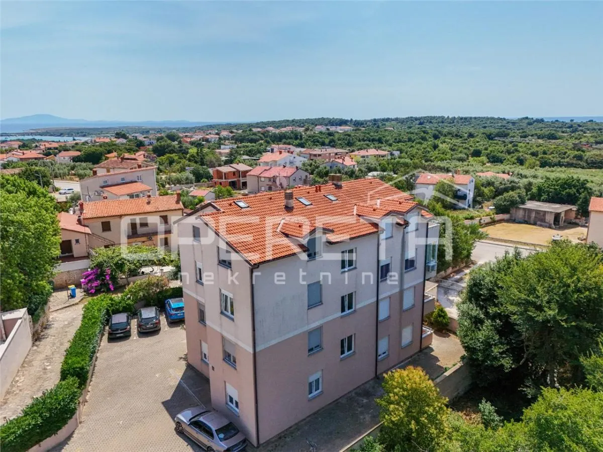 Apartamento de Un Dormitorio en Venta en Liznjan, Croacia - foto 5