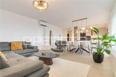 Three-Bedroom Apartment for Sale in Vrapce, Zagreb - Zagreb