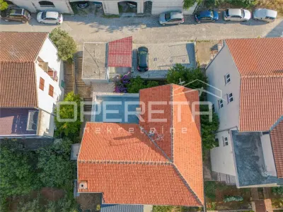 Appartement de Trois Chambres à Vendre à Šibenik, Croatie - foto 20