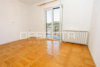 Appartement de Trois Chambres à Vendre à Šibenik, Croatie - foto 6