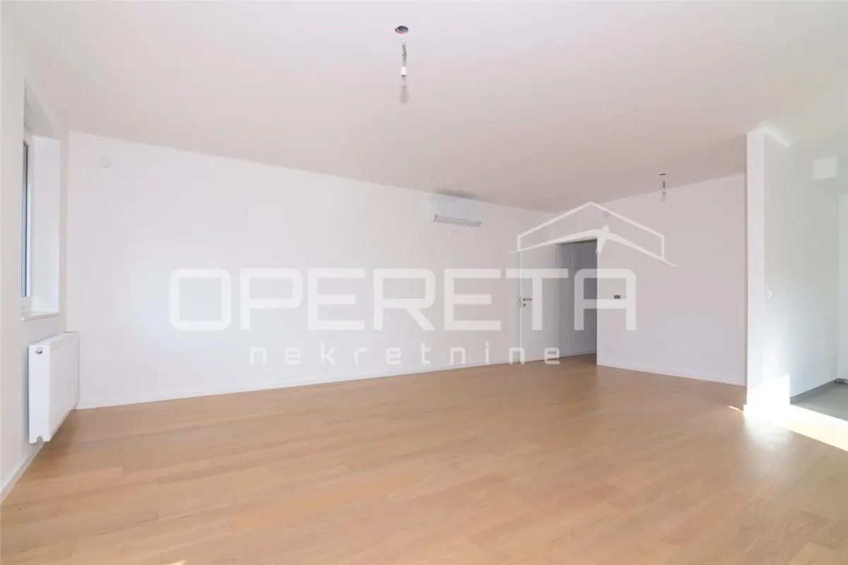 Three-Bedroom Apartment for Sale in Zagreb, Croatia - foto 4