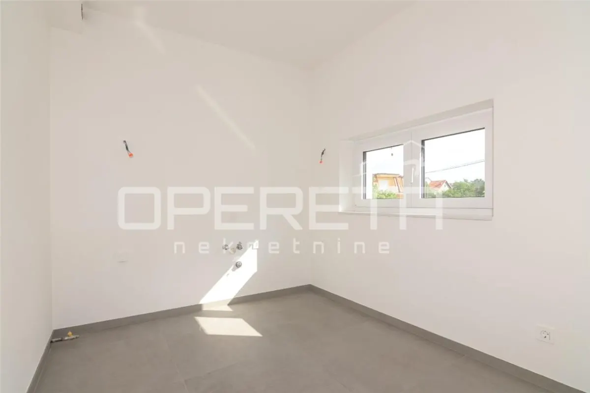 Three-Bedroom Apartment for Sale in Zagreb, Croatia - foto 9