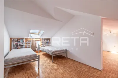 Apartamento en Venta en Umag, Croacia – Vistas al Mar - foto 10