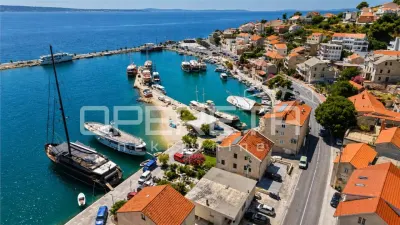 Apartamento en Venta en Dugi Rat, Croatia - foto 2