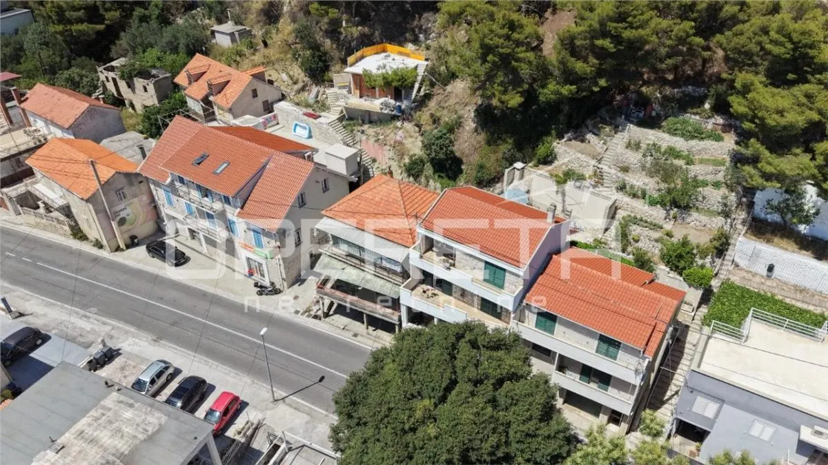 Apartamento en Venta en Dugi Rat, Croatia - foto 5