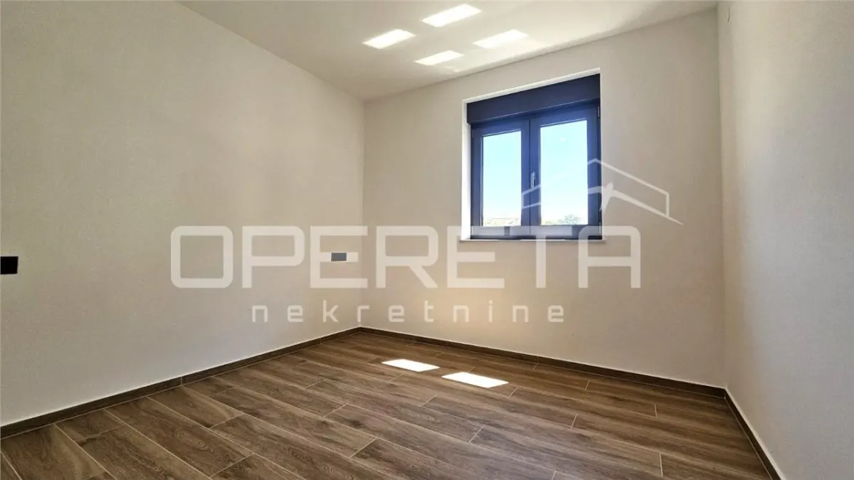 Three-Bedroom Two-Level Apartment for Sale in Vir, Croatia - foto 20