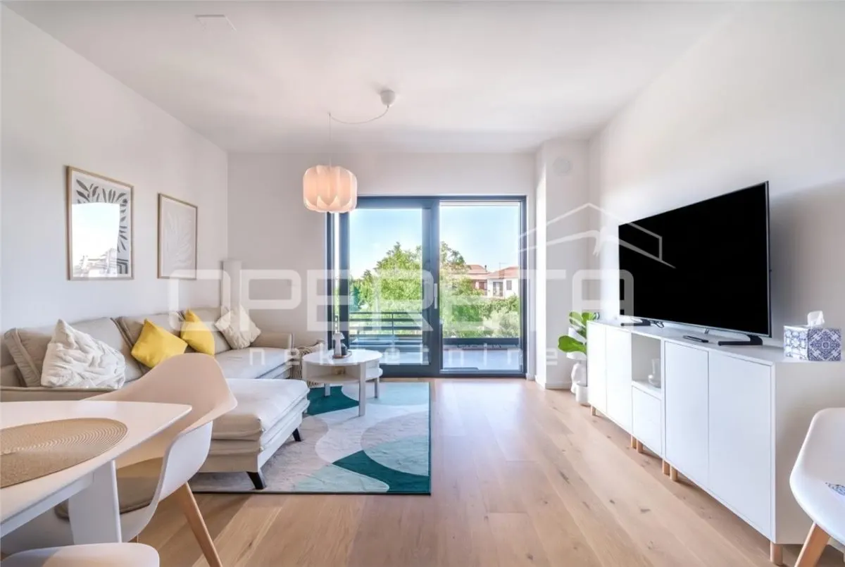 Apartamento en Venta en Umag, Croacia - foto 2