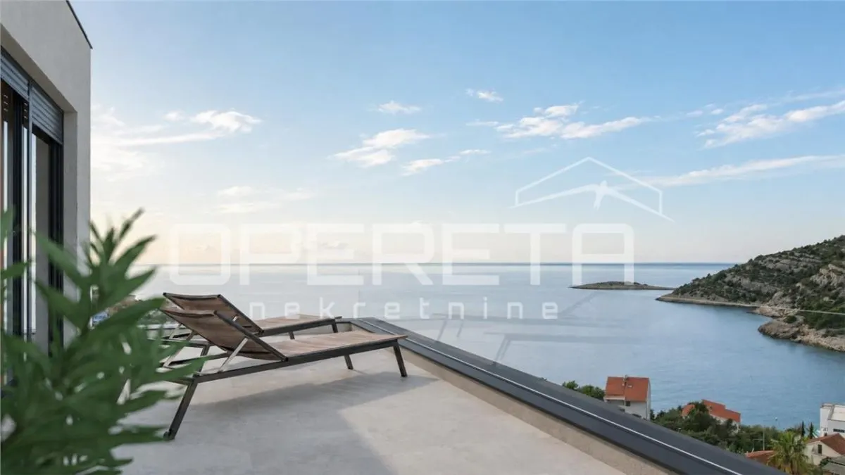 Apartamento en Venta en Rogoznica, Croacia - foto 1