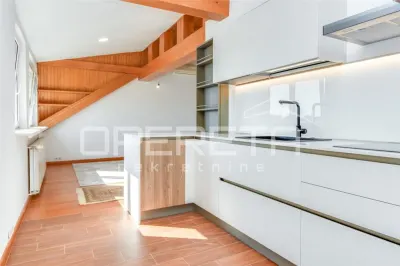 Appartement Quatre Chambres à Louer à Zagreb, Bukovac - foto 7