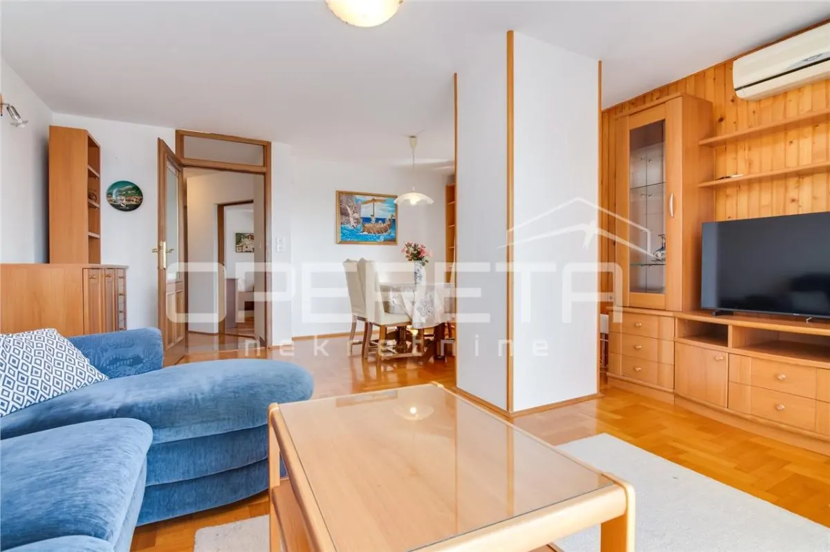 Appartement de Deux Chambres à Vendre à Zagreb, Sestine - foto 2