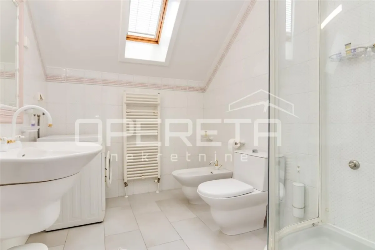 Appartement de Deux Chambres à Vendre à Zagreb, Vrhovec - foto 10