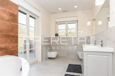 Appartement à Vendre à Zagreb, Medveščak - foto 13