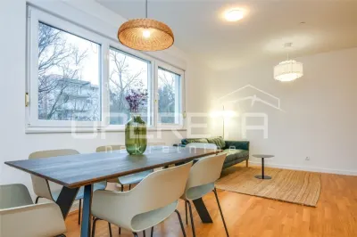 Appartement à Louer à Zagreb, Remete - Zagreb