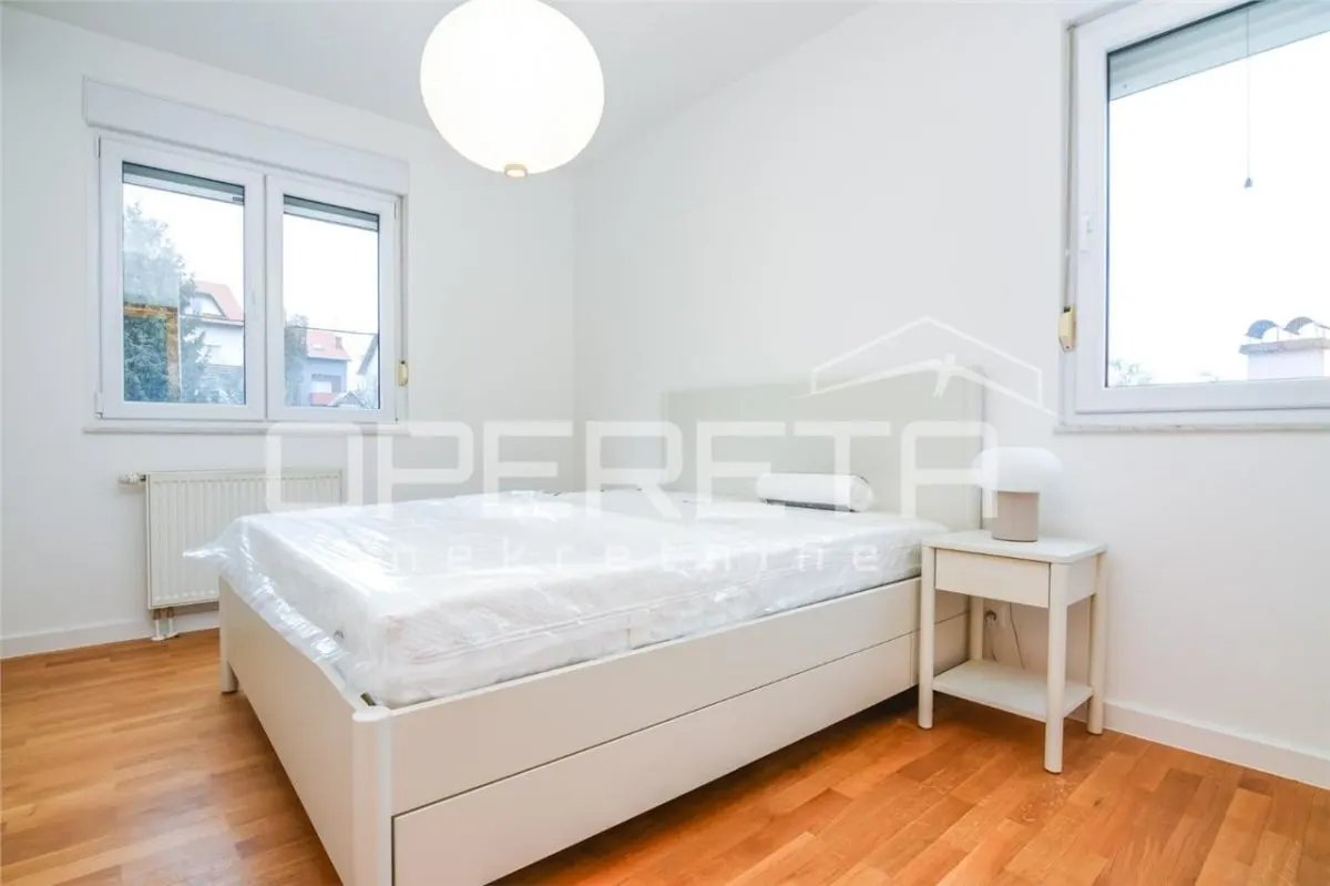 Appartement à Louer à Zagreb, Remete - foto 8