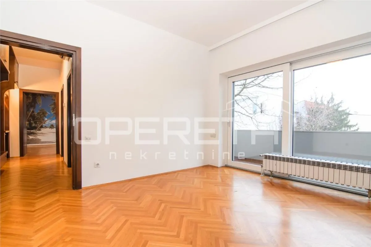 Apartamento de Cinco Habitaciones en Alquiler en Zagreb, Šalata - foto 12