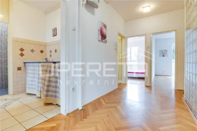 Apartamento de Tres Dormitorios en Alquiler en Zagreb, Croacia - foto 7