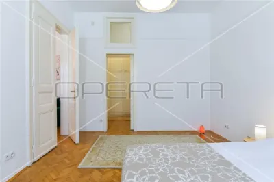 Appartement Trois Chambres à Louer à Zagreb, Croatie - foto 8