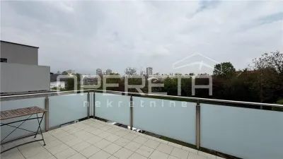 Apartamento de Tres Dormitorios en Alquiler en Zagreb, Croacia - foto 11