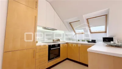 Apartamento de Tres Dormitorios en Alquiler en Zagreb, Croacia - foto 4