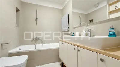 Apartamento de Tres Dormitorios en Alquiler en Zagreb, Croacia - foto 6
