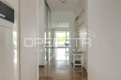 Appartement à Louer à Zagreb, Croatie – Jarun Lakeside - foto 13