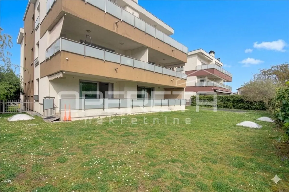 Appartement à Louer à Zagreb, Croatie – Jarun Lakeside - foto 7