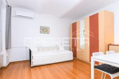 Appartement T2 à Louer à Zagreb, Jurisiceva - foto 2