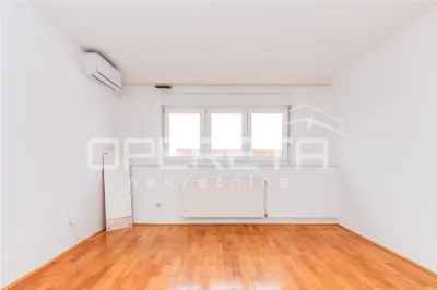 Appartement à Vendre à Zagreb, Croatie - foto 3