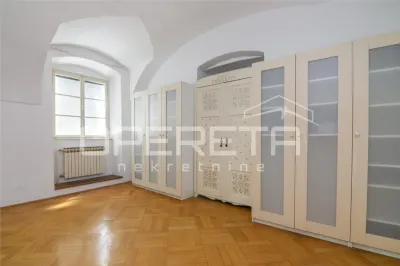 Appartement de Cinq Chambres à Vendre à Zagreb, Ville Haute - foto 7
