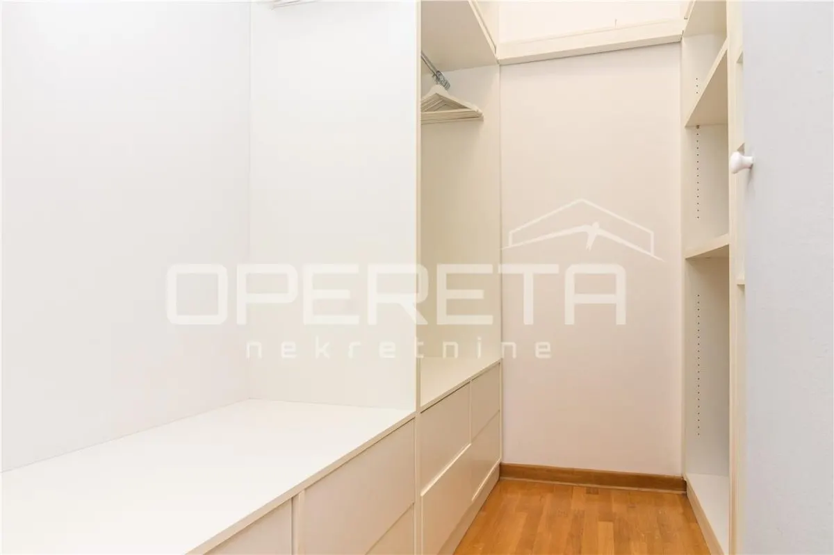 Apartamento de Dos Dormitorios en Venta en Zagreb, Croacia - foto 16