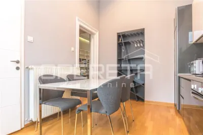 Apartamento de Dos Dormitorios en Venta en Zagreb, Croacia - foto 7