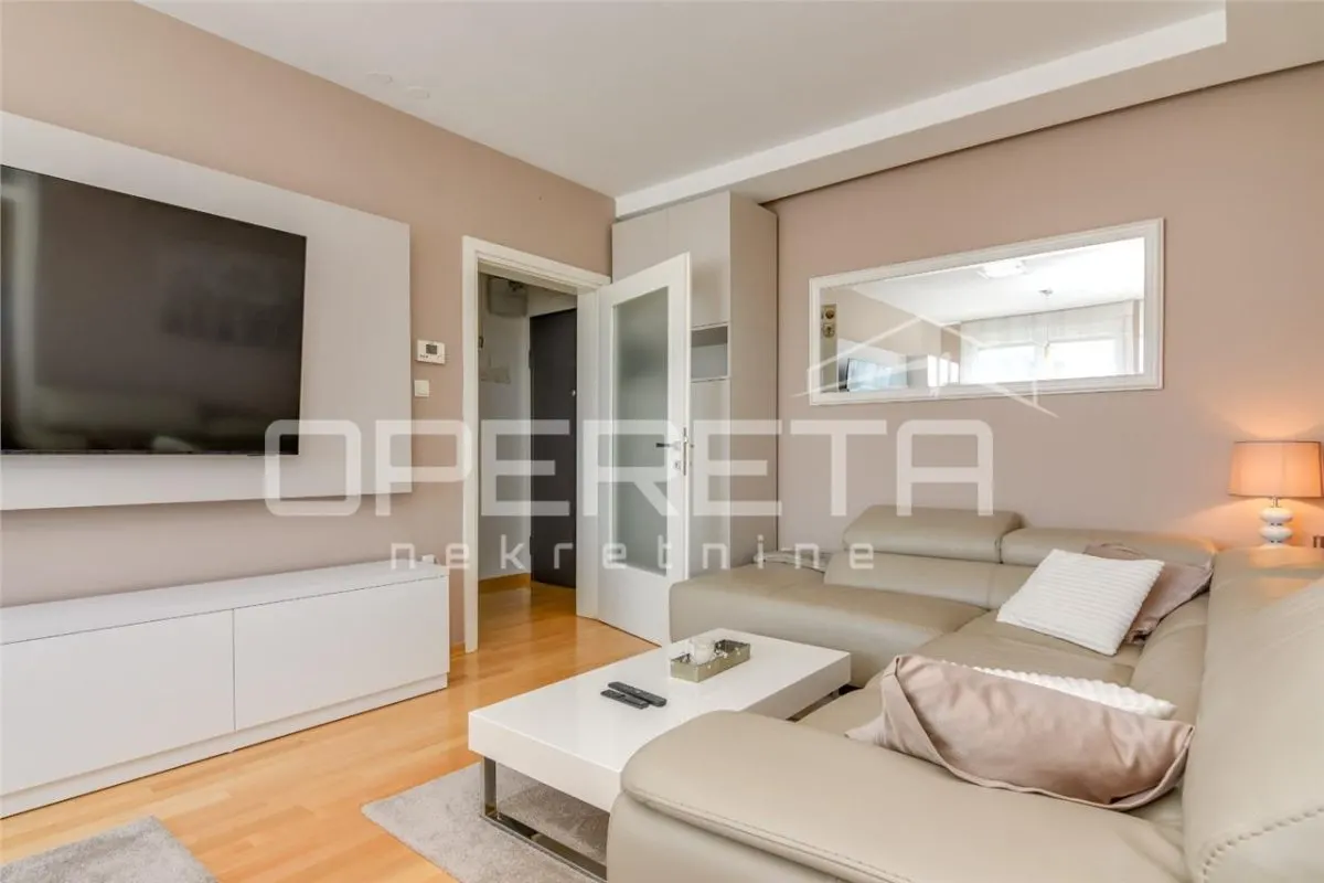 Appartement Deux Chambres à Louer à Zagreb, Svetice - foto 5