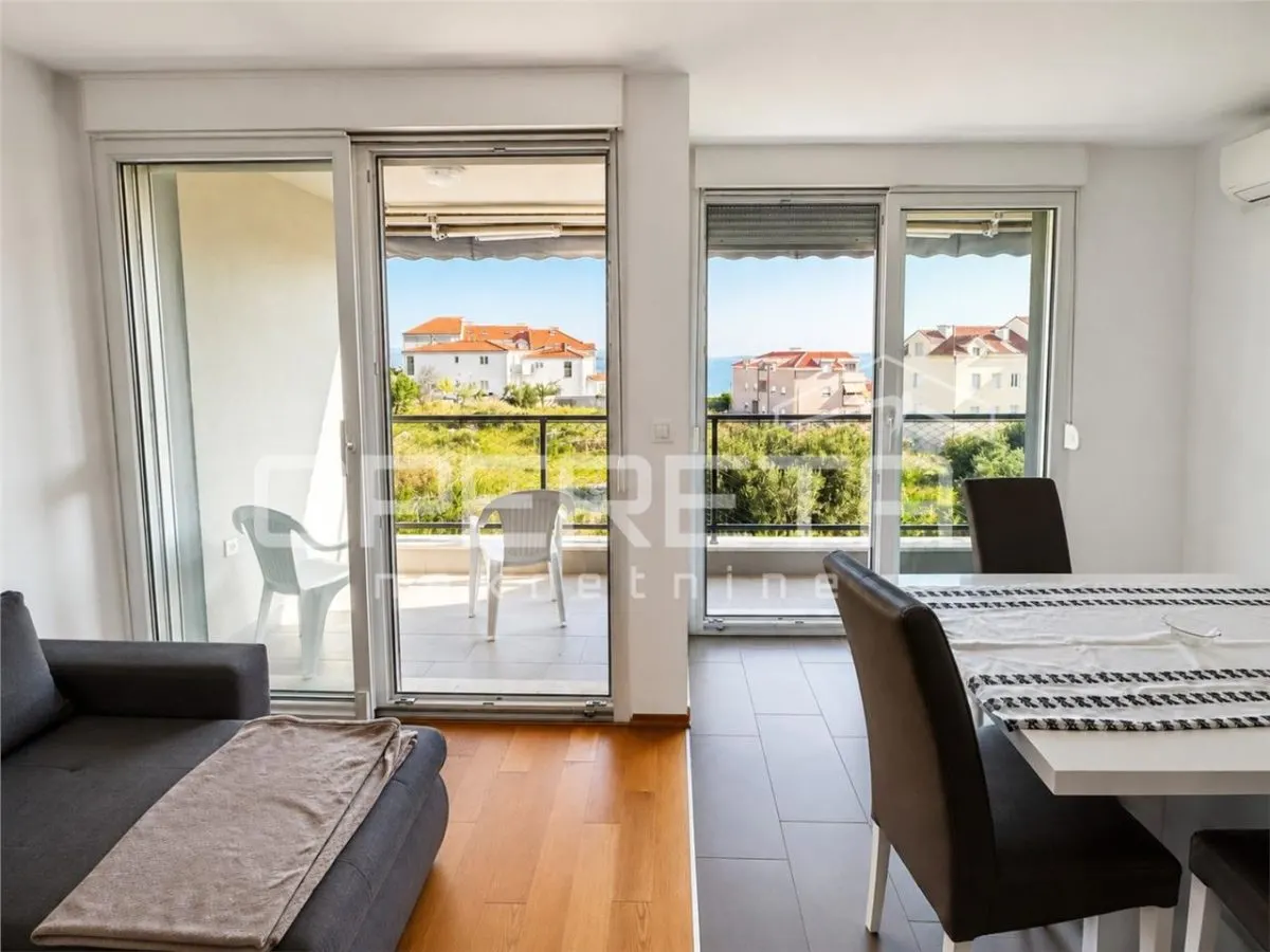 Apartamento de Dos Dormitorios en Venta en Split, Croacia - foto 2