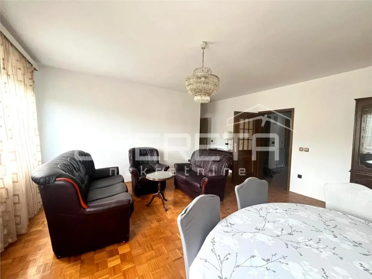 Appartement de Quatre Chambres à Louer à Zagreb, Maksimir - foto 1
