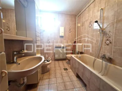 Appartement de Quatre Chambres à Louer à Zagreb, Maksimir - foto 9