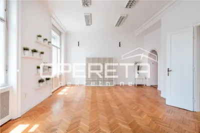 Appartement Quatre Pièces à Vendre à Zagreb, Croatie - foto 3