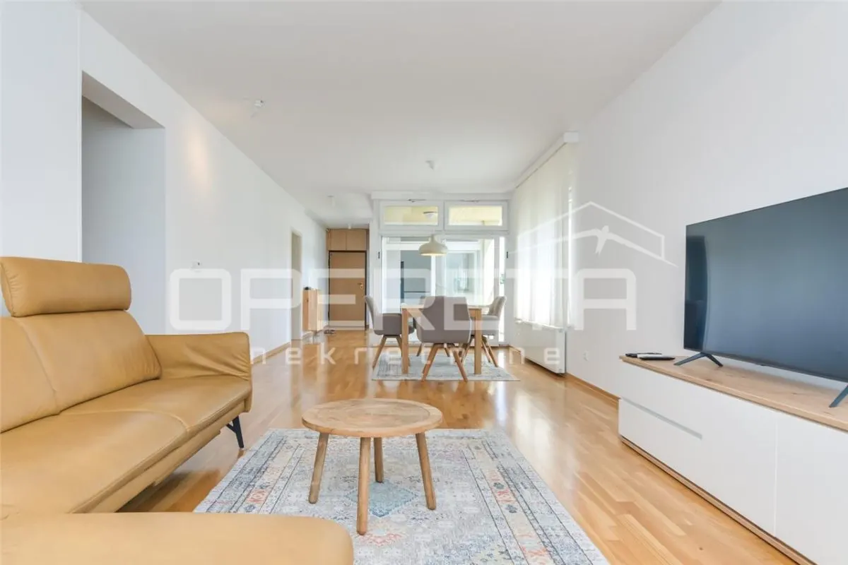 Appartement à Louer à Zagreb, Gornji Bukovac - foto 3