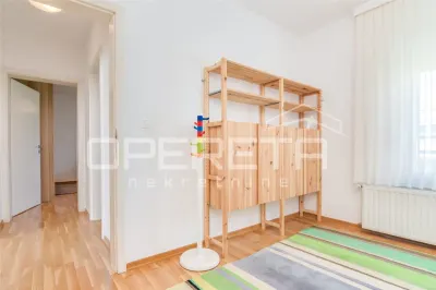 Appartement à Louer à Zagreb, Gornji Bukovac - foto 22