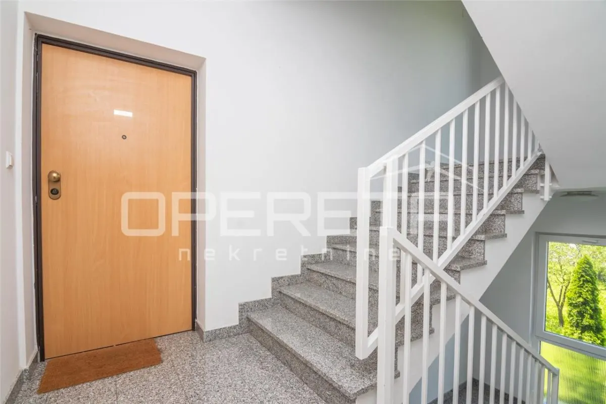 Appartement à Louer à Zagreb, Gornji Bukovac - foto 24