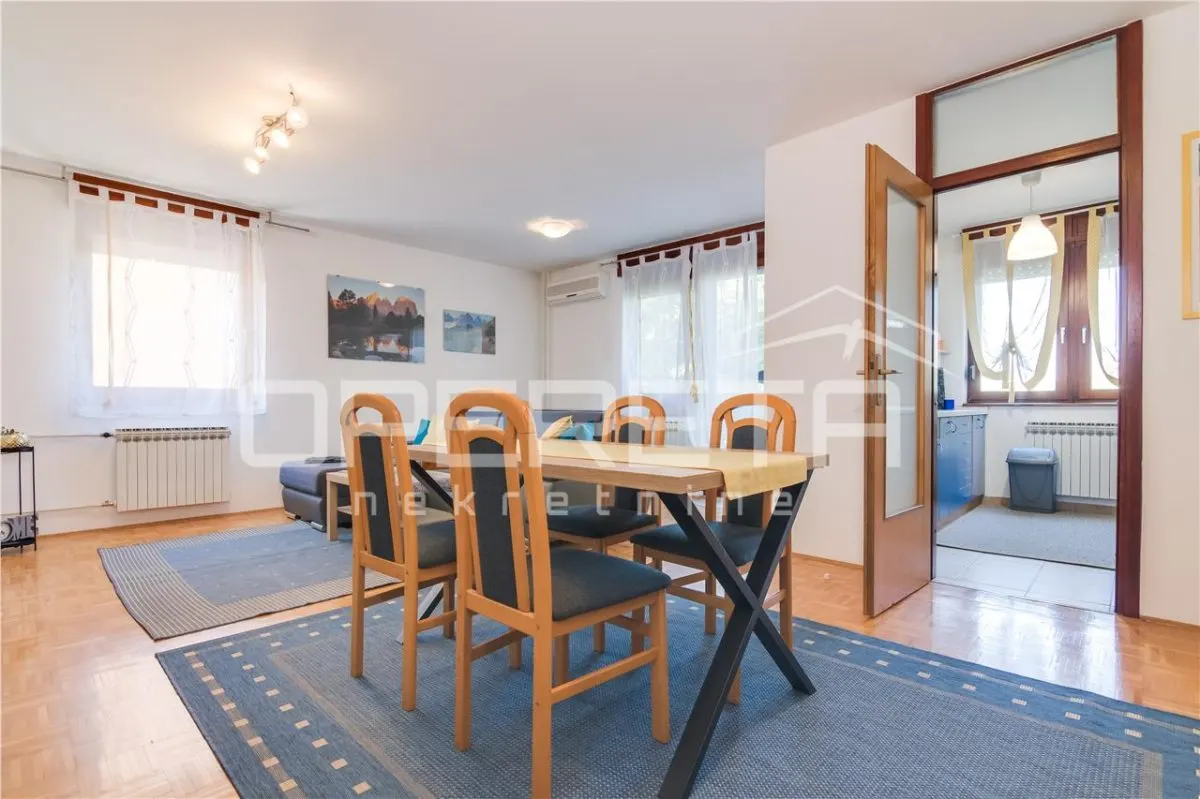 Appartement de Trois Chambres à Louer à Zagreb, Croatie - foto 4