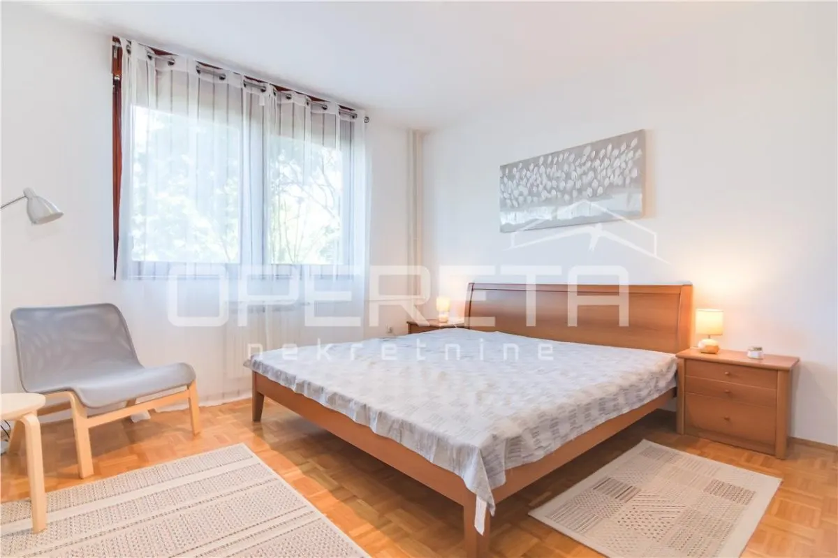 Appartement de Trois Chambres à Louer à Zagreb, Croatie - foto 8