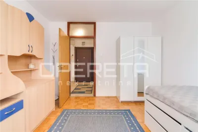 Appartement de Trois Chambres à Louer à Zagreb, Croatie - foto 9